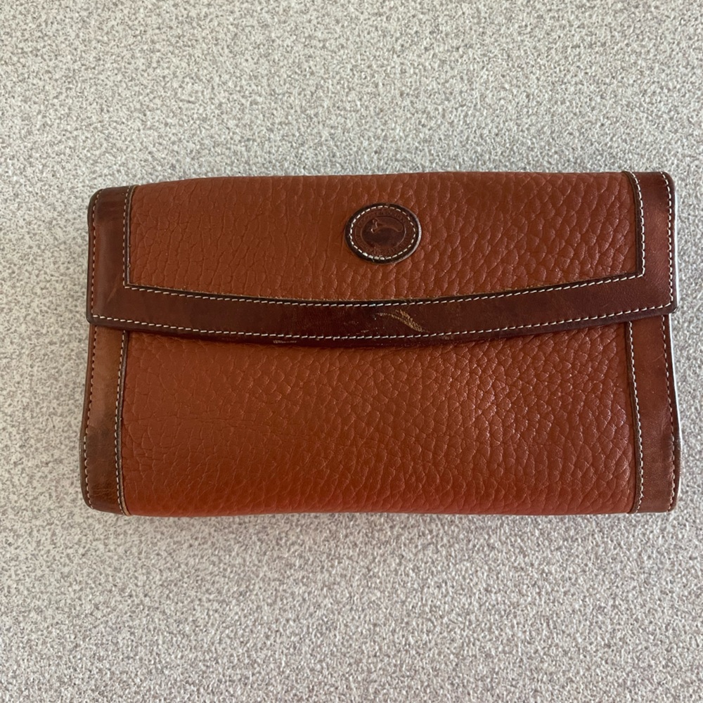 Dooney and Bourke wallet